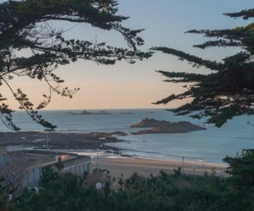 LA PINÈDE - Villa 4 étoiles vue mer - Plage à 30 m - Emplacement exceptionnel