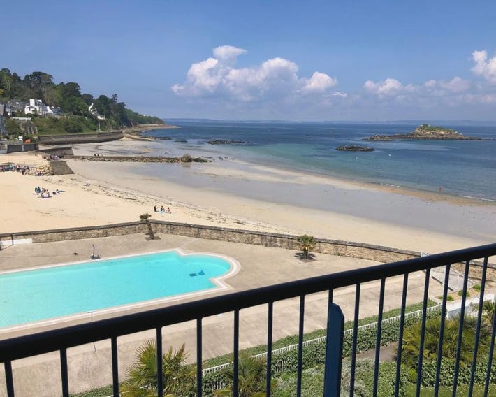 Très bel appartement vue mer avec piscine