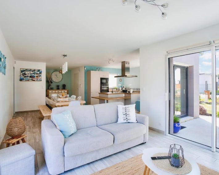 Maison moderne avec jardin - 5min de la plage