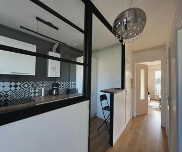 T2 lumineux refais à neuf avec parking !