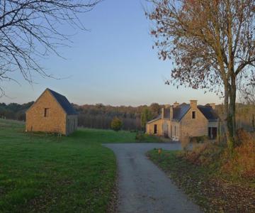 Le Nid D'hirondelles