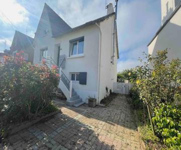 Maison Spacieuse Avec Jardin Et Salle De Sport