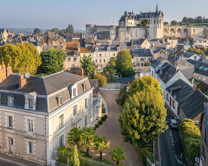 Le Pavillon Des Lys