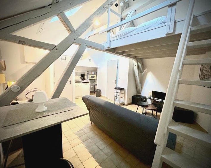 22 Centre ville - Drouaise - Mezzanine - 4 Couchages