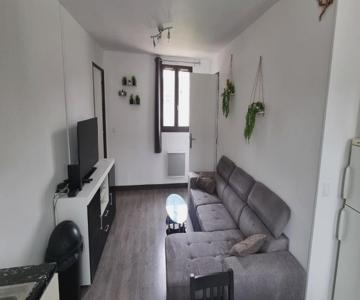 Maison avec jardin et garage