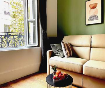 Charmant studio aux beaux volumes