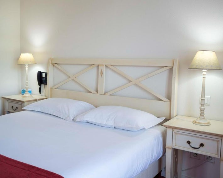 Brit Hotel Du Perche