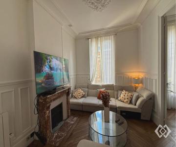 Elégant appartement haussmannien en hypercentre