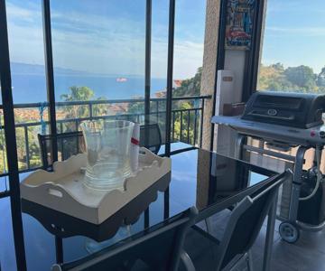 Duplex vue mer Sanguinaires Ajaccio 500 m plage 2 chambres 2 balcons Clim