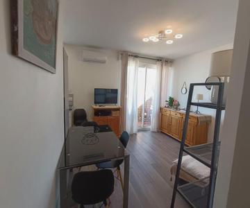 T1 cosy vue mer