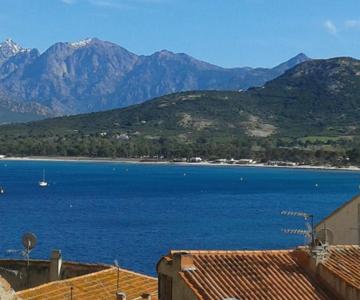 appartement vue mer montagnes et citadelle casa di a murza Calvi