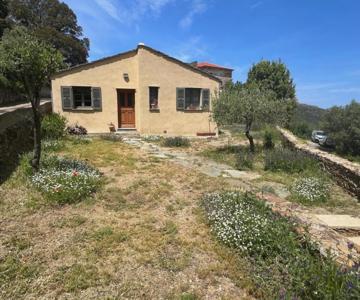 Maison à la pointe du Cap Corse