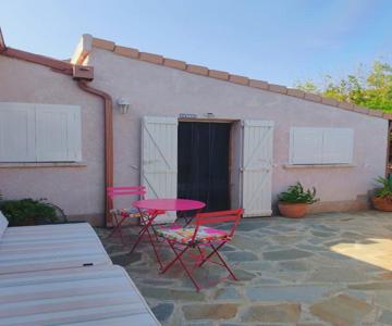 Casa Davia. Studio indépendant meublé.
