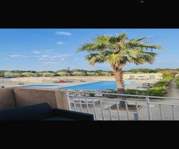 Bel appartement dans résidence avec piscine