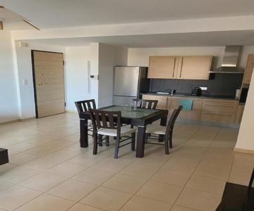 Superbe Appartement Avec Parking Privé, Proche Commerces Et Mer