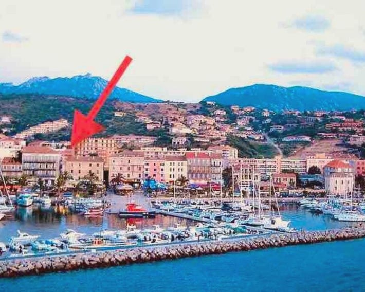 T2 récent climatisé à 100m du port