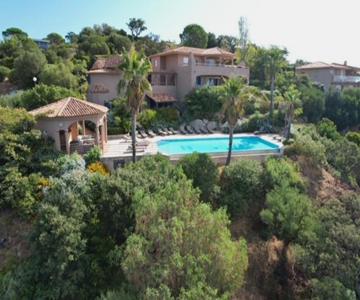 Residence Villa EDEN BLUE Appartements avec vue imprenable sur la Baie de Saint-Cyprien