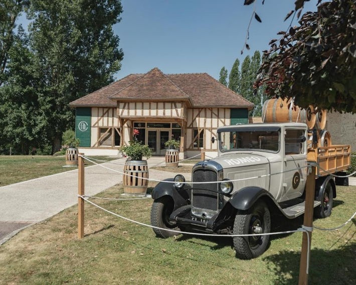 Logis Hôtel-Restaurant Domaine de Montecristo et Gîte l'Evasion Dantès