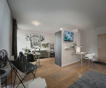 Grand Studio Confortable Situé En Centre Ville