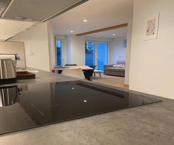Appartement neuf et cozy avec place de parking