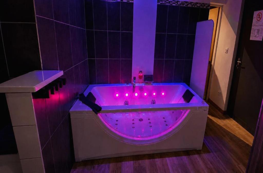 Sous le Charme de Charles Sauna & Jacuzzi Nancy