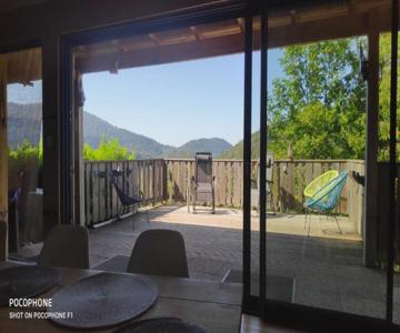 Chalet avec vue sur la vallée