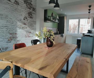 Maison Avec Garage, Terrasse, L'herboristerie