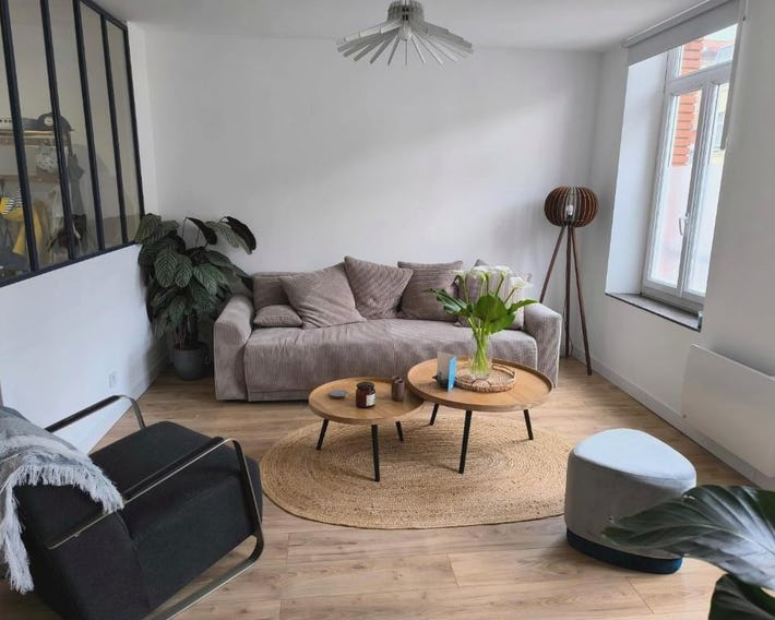 Appartement spacieux et moderne, en plein centre