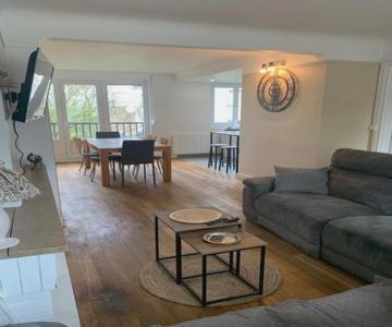 Duplex Notre Dame proche du port