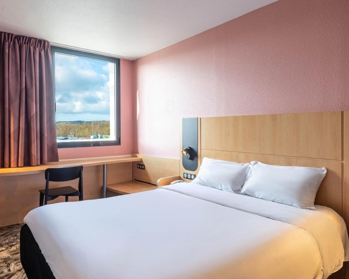 B&B HOTEL Calais Terminal Cité Europe 3 étoiles