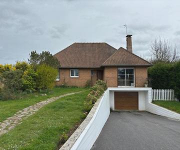 À L'orée Du Bois