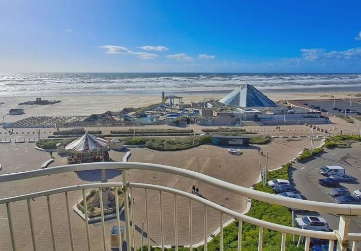 Touquet apartment facing the sea