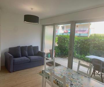 Studio cosy cinq personnes