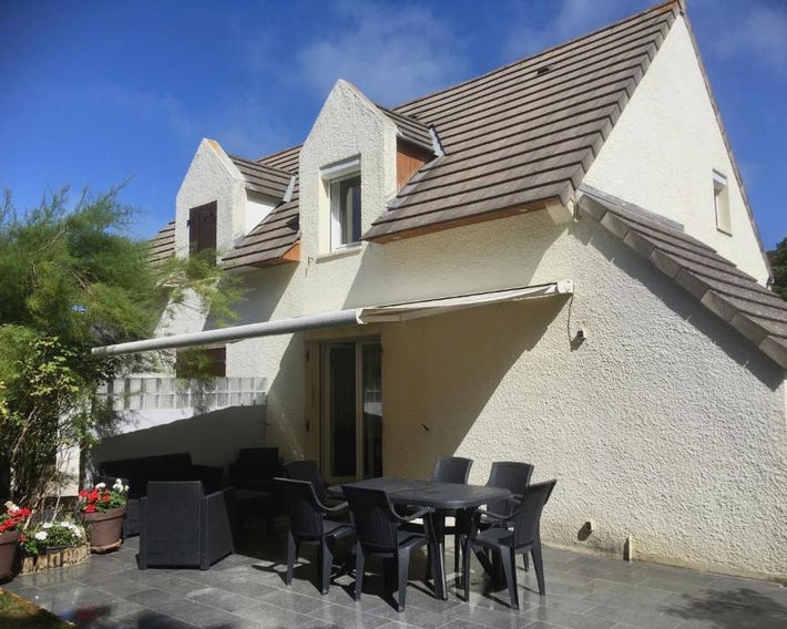Cottage au pied des dunes