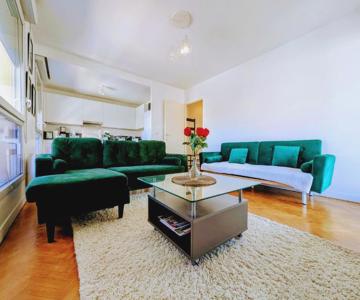 Chic and comfortable apart with Parking and Terrace