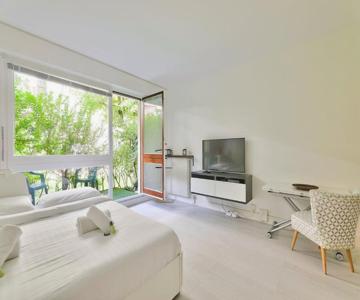 Guestready - Studio Au Calme Avec Rez De Jardin