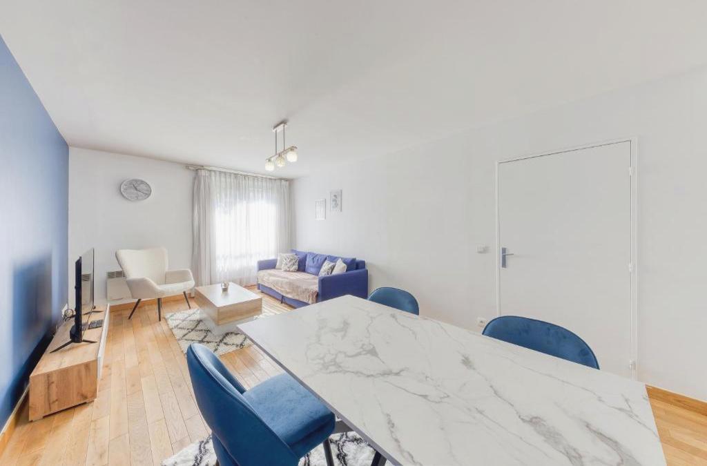 Room Proche Paris & Bercy 2 - Cozy Houses