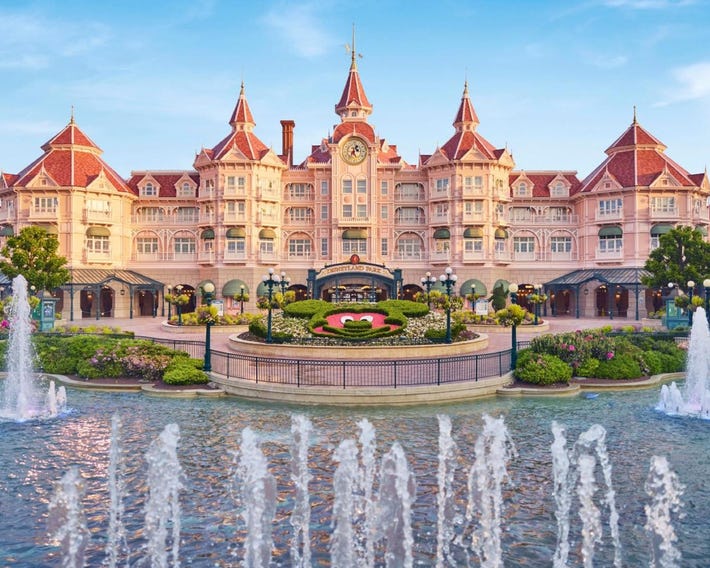 Disneyland Hotel