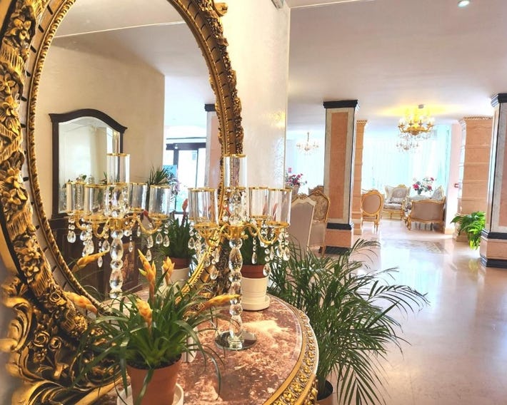 HOTEL ROYAL Paris Ivry