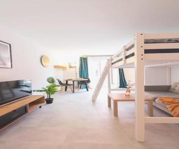 Le Studieux 2-t1-25m2-métro 7