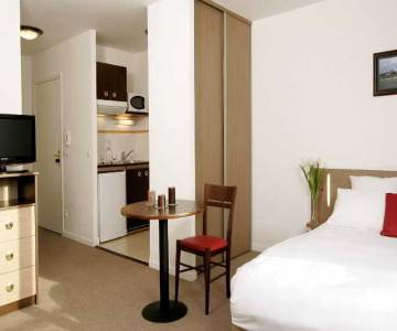 Comfort Suites Port-Marly Paris Ouest