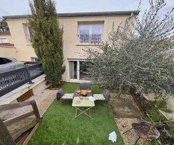 L Olivier