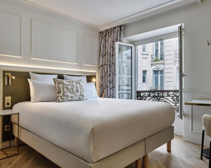 Posy Hotel by Happyculture
