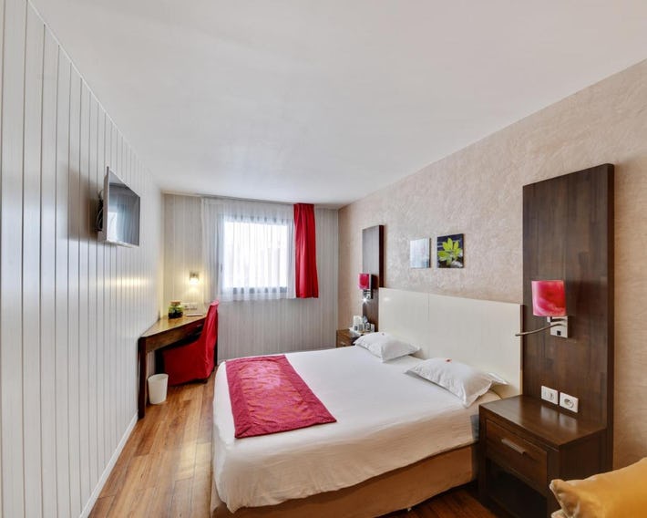 HOTEL RESTAURANT PARIS PACIFIC PARIS-VILLEJUIF- PRES DU METRO L'HAY LES ROSES LIGNE 14 - Direct PARI