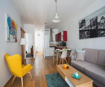 Rue du Temple - Le Marais with AC