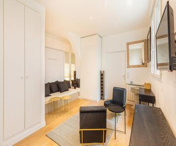 GuestReady - Elysée Palace Marble Haven