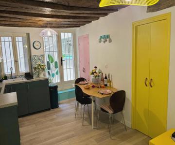 Heart of Saint-Germain Cozy 2BR for 5 Aldaro