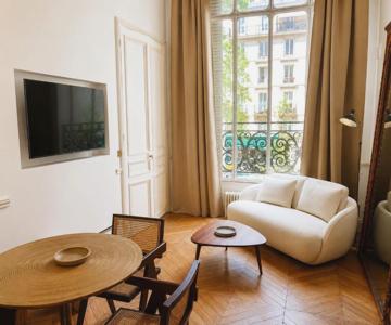 Appartement de standing 2 - tour Eiffel/Invalides