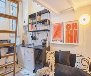 Studio Centre de Paris by Studio prestige