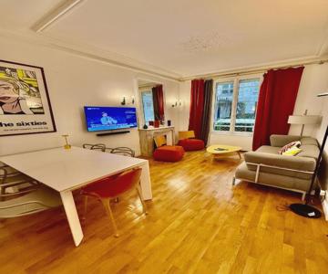 Charming 2 Bedroom with Huge Private Terrace